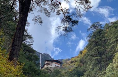 Chumbu Lhakhang view